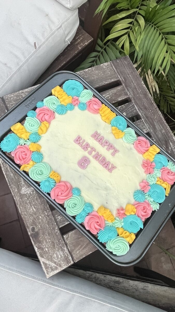 קינוח של YUVAL'S